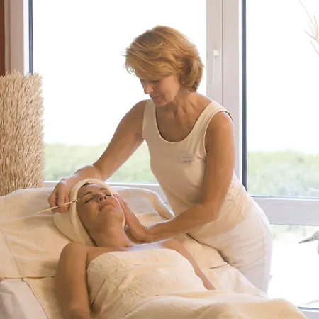 Strandhotel Duenenmeer - Adults Only Dierhagen