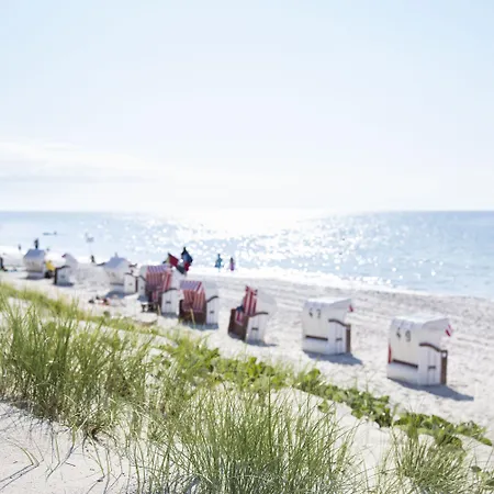 Strandhotel Duenenmeer - Adults Only オストゼーバート・ディアーハーゲン
